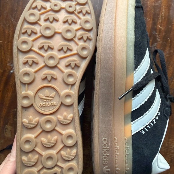 Adidas | Black & White Platform Gazelle - Picture 4 of 7